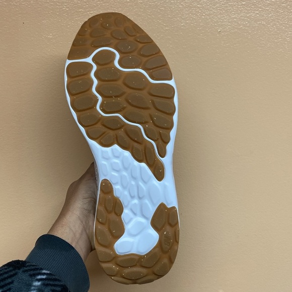 New Balance Fresh Foam Arishi V4 “Grey Green” - Picture 15 of 16